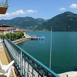 Casa Paradise Apartment Castro (Lombardy)